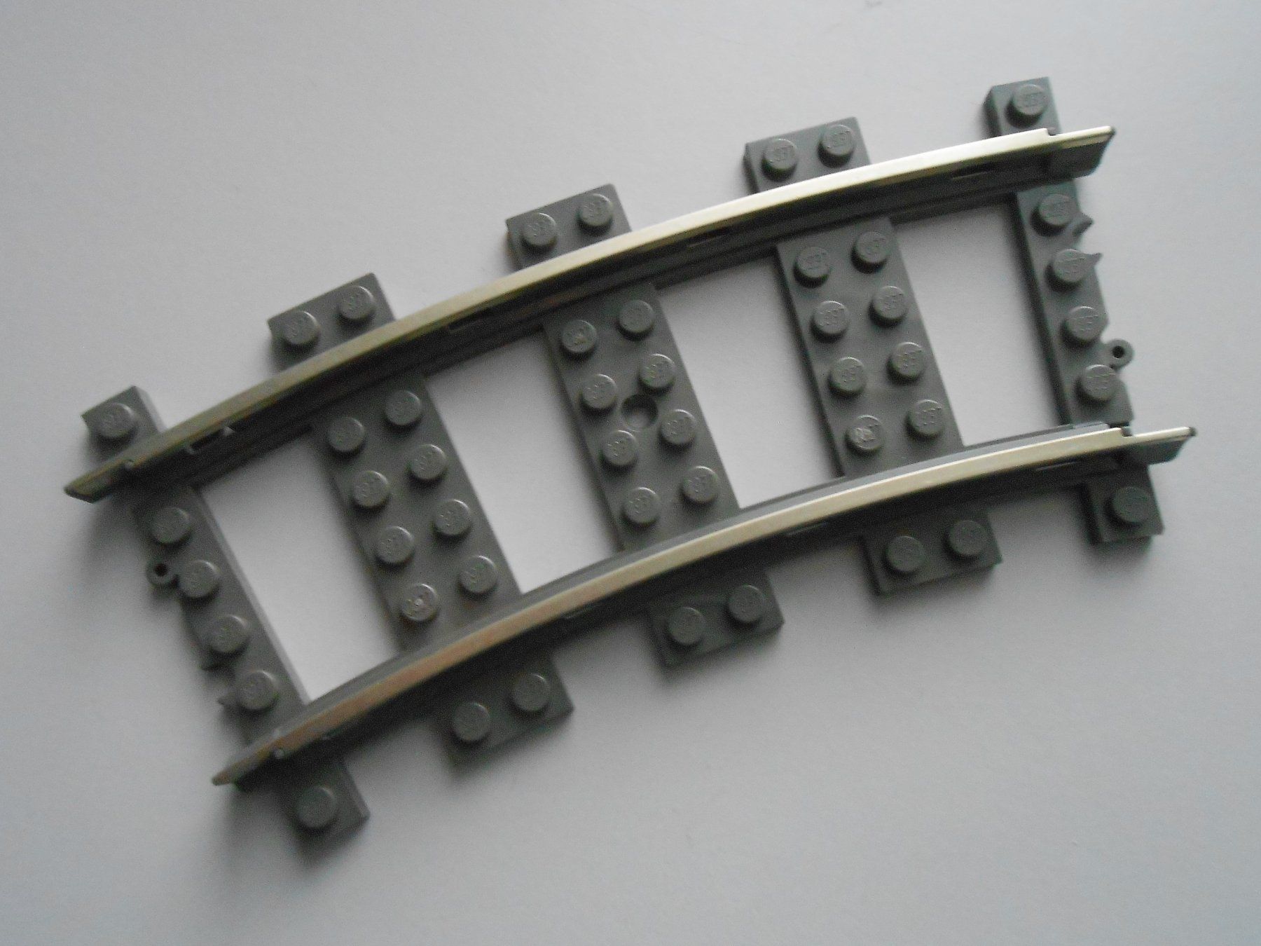 Lego Spielzeuge: LEGO - Eisenbahnschienen gebogen 9 VOLT – Gebraucht aus Oftringen von Link8