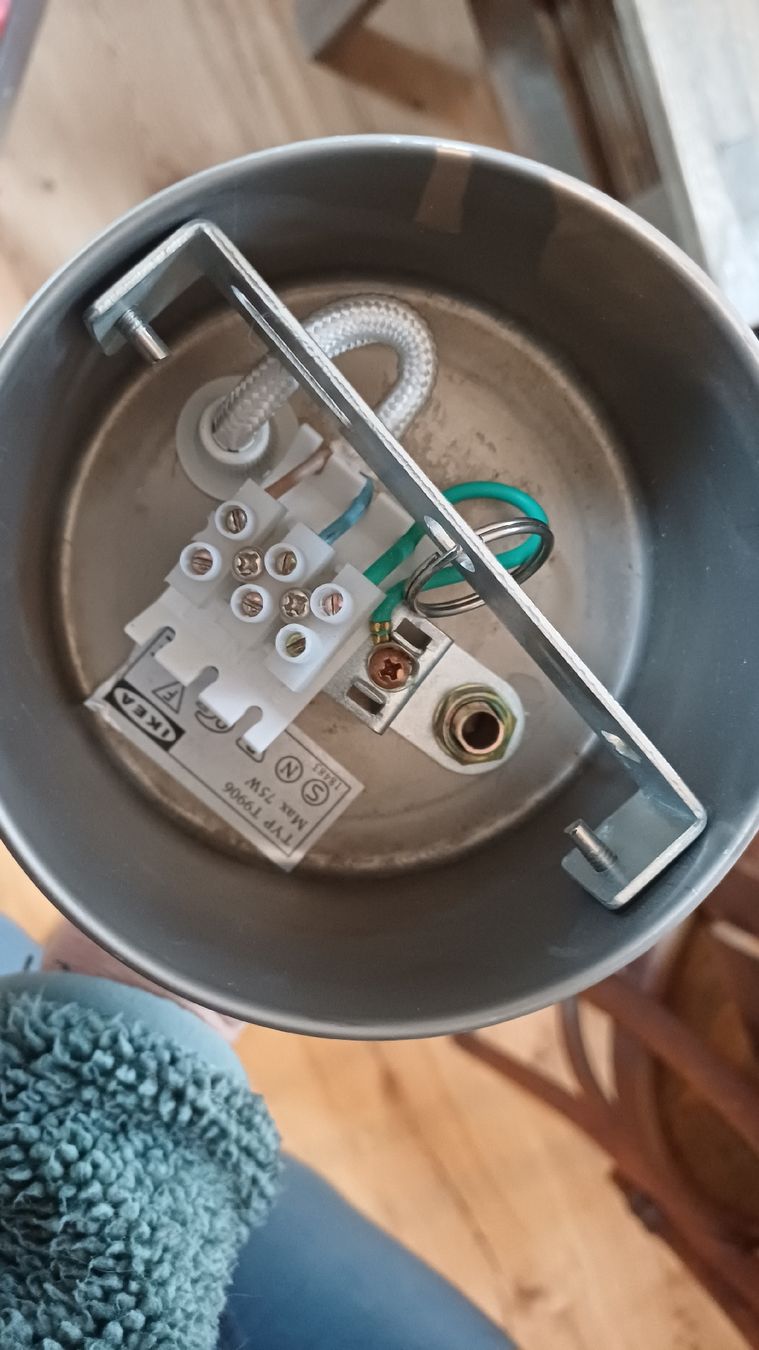 Ikea Lampade: Zuglampe Ikea – Usato da Flawil venduto da Pinkmalibu 2