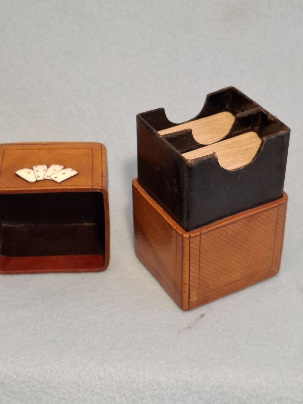 Giochi: antike Spielkarten Box – Usato da Zürich venduto da arm_9ffr 3