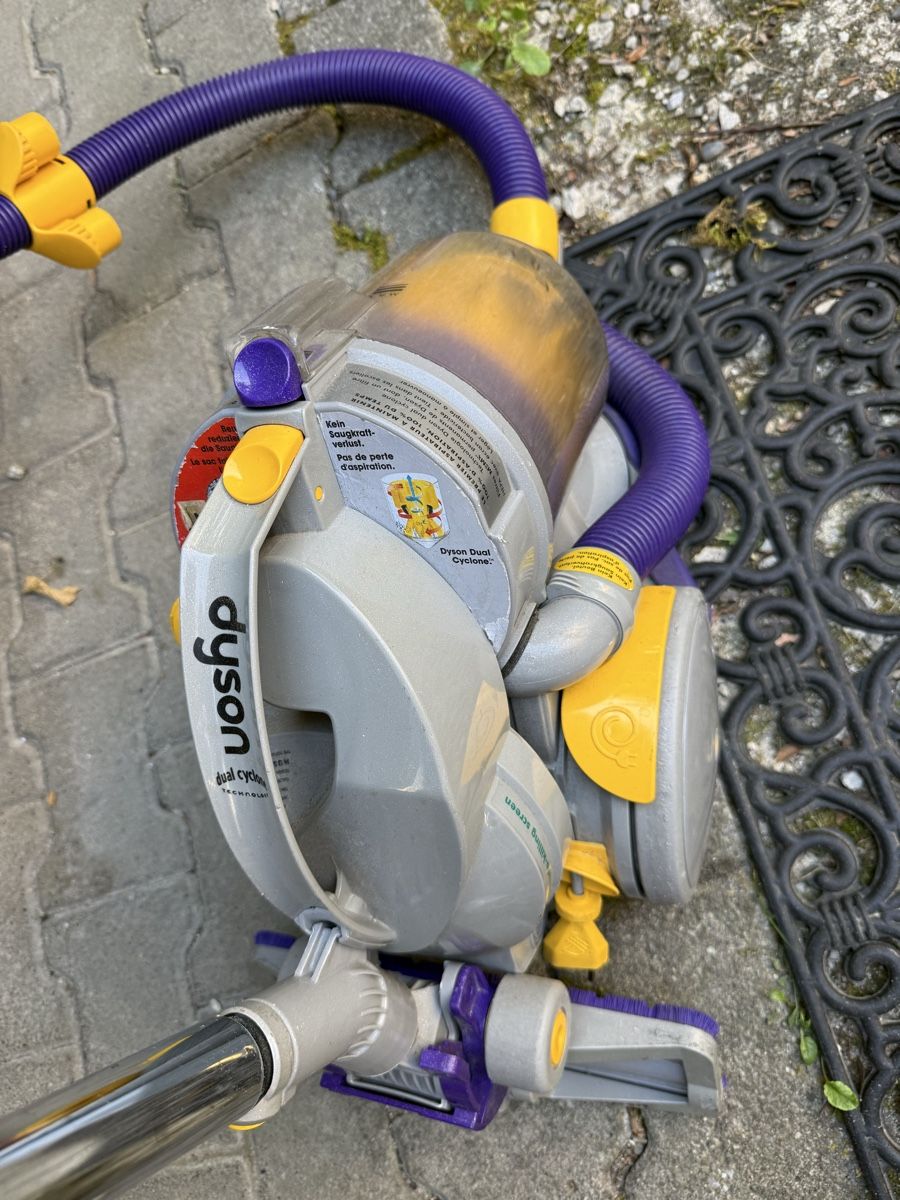 Dyson Staubsauger & Zubehör: Dyson Staubsauger gebraucht – Gebraucht aus Fislisbach von meb_cgw9 1