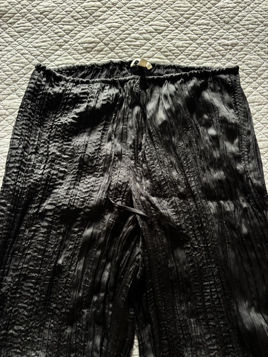 H&M Hosen: Pantalon fluide noir plissé  – Neu (gemäss Beschreibung) aus Lausanne von shabnam.t 3