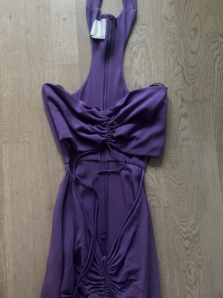 Cult Gaia Vestiti: Christopher Esber Maxikleid Lila mit Cut-out Grösse M – Nuovo (secondo la descrizione) da Zürich venduto da kiflicaodcokolade 5