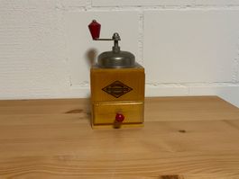 Antiker Kaffee-Mahlwerk Mühlen-Stück, Holz, gut erhalten! 52
