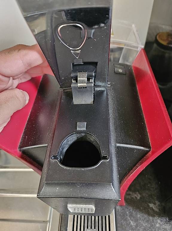 Teiere: Machine à thé Nestlé – Usato da Founex venduto da Ana_2412 3