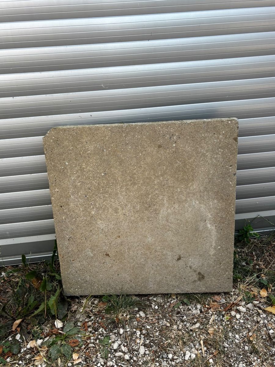Rivestimenti per pavimenti: diverse Gartenplatten zu verkaufen – Usato da Thörigen venduto da yana_11