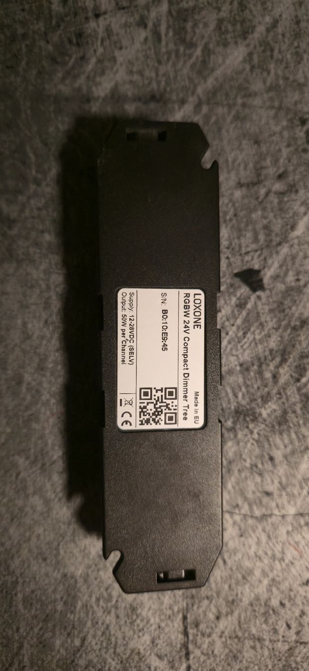 Loxone Composants électroniques: Loxone RGBW 24V Compact Dimmer Tree – D'occasion à Ennetmoos par Bricks_and_more 1