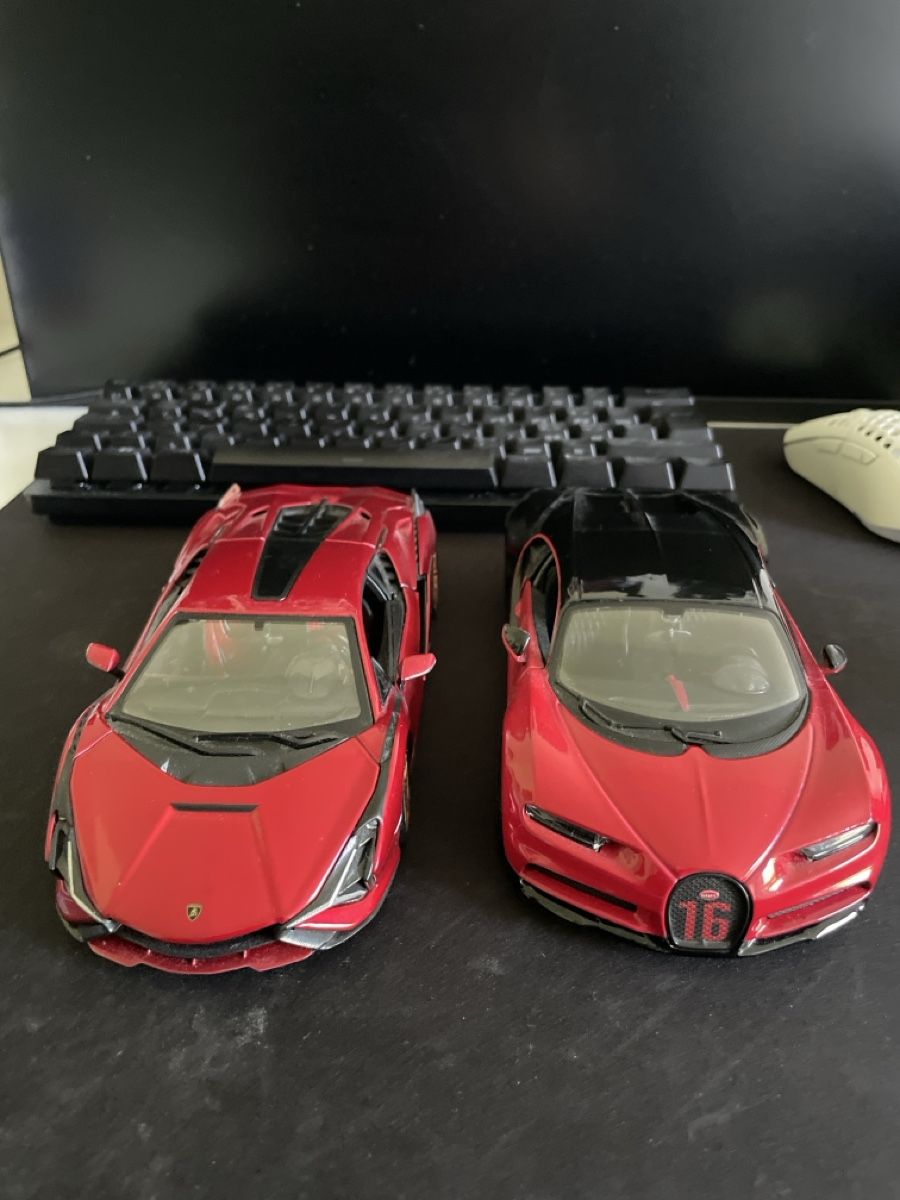 Bburago Modellini d'auto: Modellauto 1/24 Maisto und Burago – Usato da Muttenz venduto da bem_feito