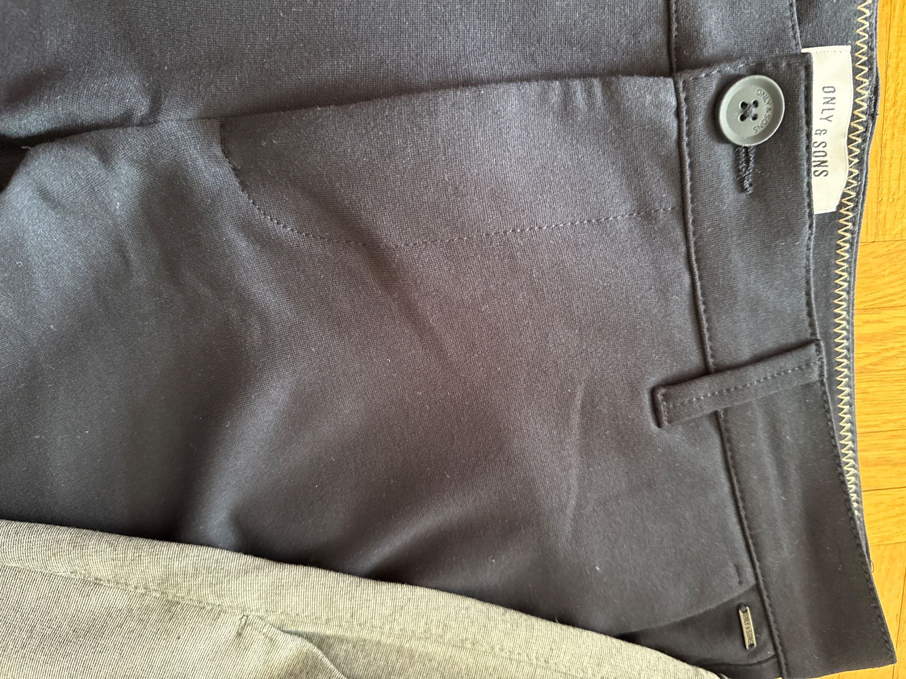 Only Lotti di vestiti: Only & Sons Mark slim Herren 32/32 – Usato da Winterthur venduto da britsi 1