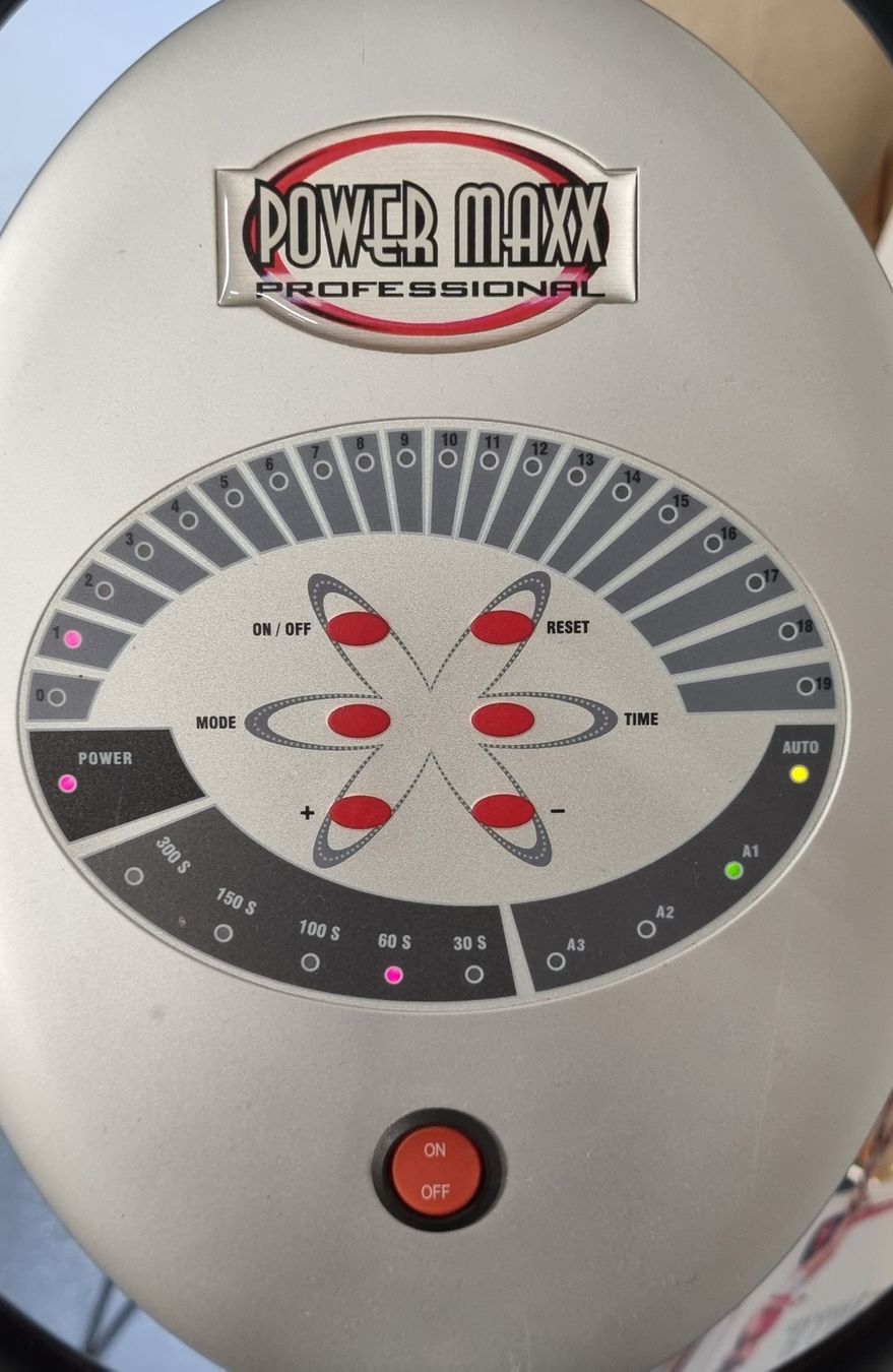 Hometrainer: Power Maxx Professional Vibrationsplatte mit Anleitungen  – Usato da Walchwil venduto da sev_9nl5 3