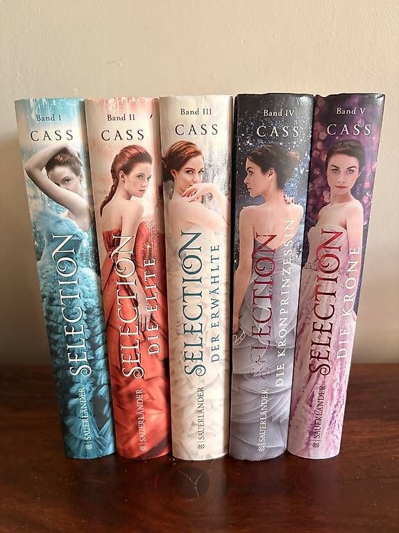 Libri: Selection - Kiera Cass (Alle Bände) – Usato da Mönchaltorf venduto da vivienne9918