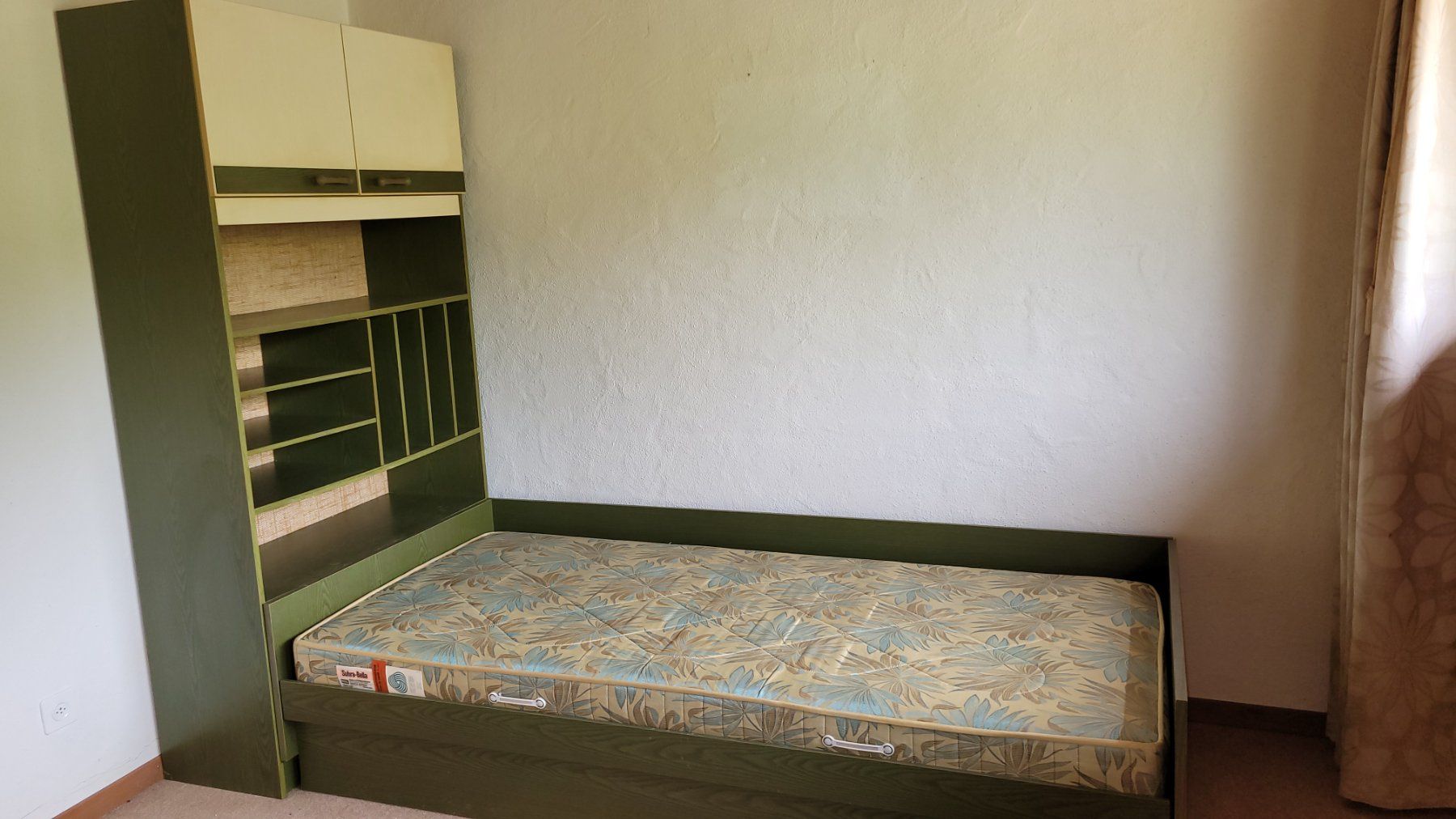 Armadi: Modulares Schrankwand-System: Schrankwand + Schrank + Bett – Usato da Braunau venduto da rol_87rc 5