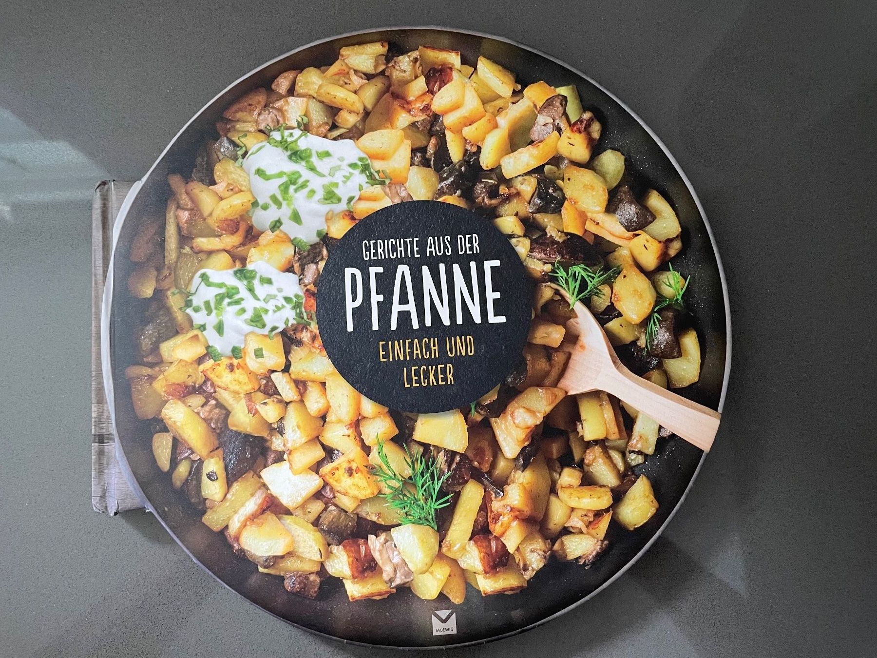 Libri: Gerichte aus der Pfanne: Einfach & lecker Kochen 128 Seiten – Usato da Winkel venduto da Kade50