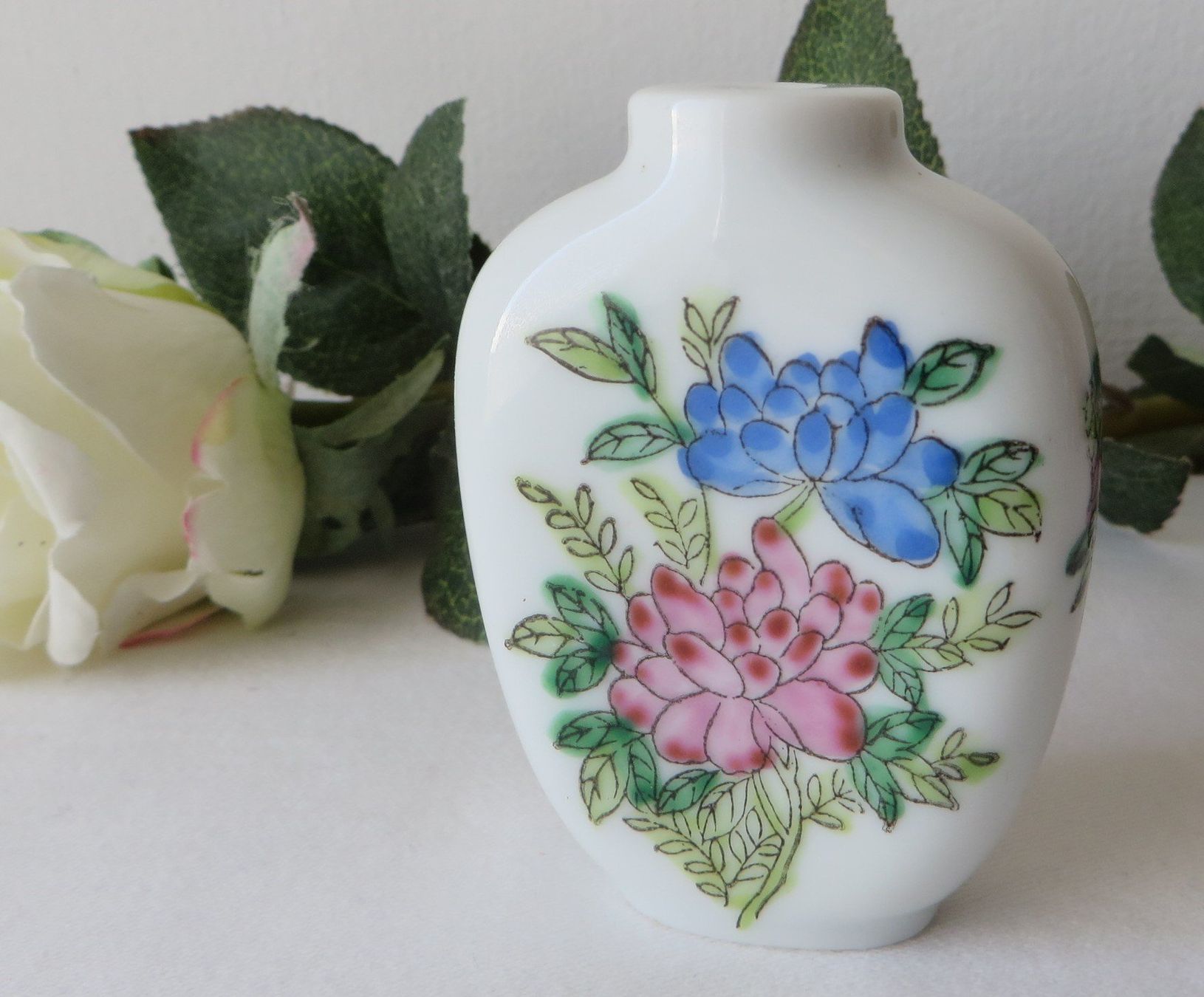 Flaconi: SIGNIERTE CHINESISCHE SNUFF BOTTLE, HANDBEMALT – Usato da Neuhausen am Rheinfall venduto da Arielle55 1