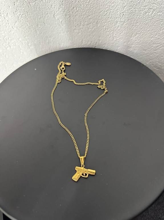 Ketten: Collier Gun doré – Gebraucht aus Vevey von diogodasilva_