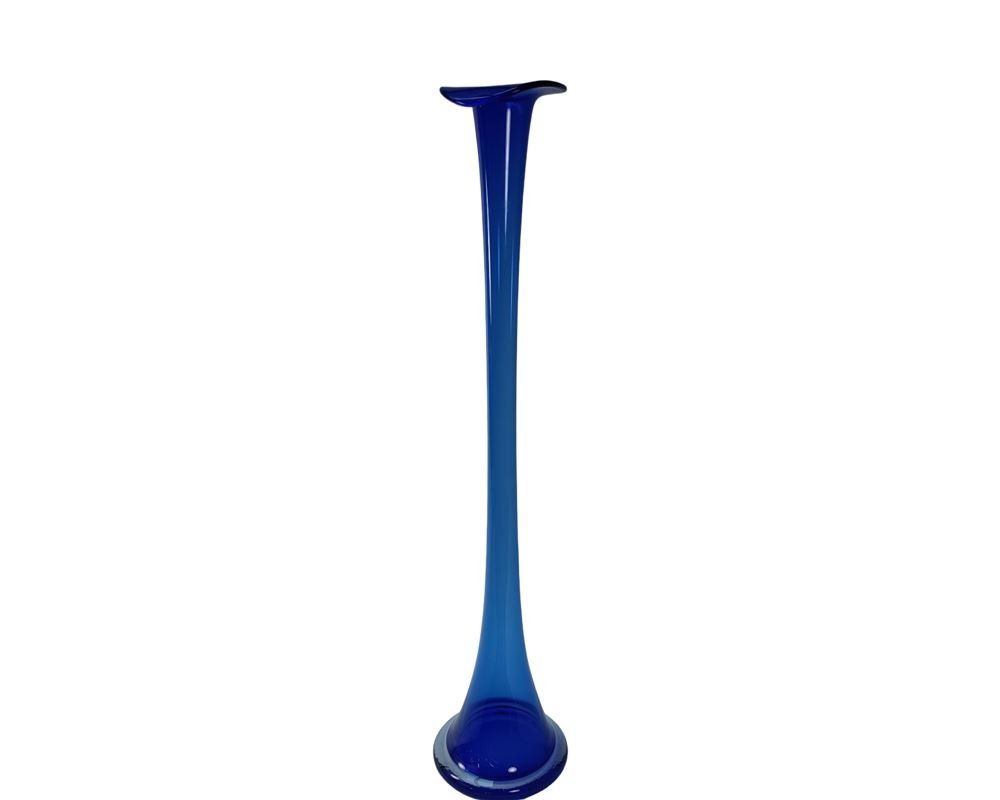 Vasen & Gefässe: Hohe, schlanke Vase – Gebraucht aus Luzern von Restwert_Luzern