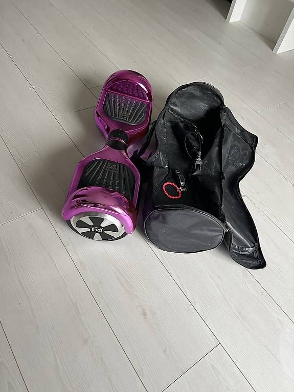 Hoverboards: Hoverboard con luci e Bluetooth  – D'occasion à Pura par daby28 1