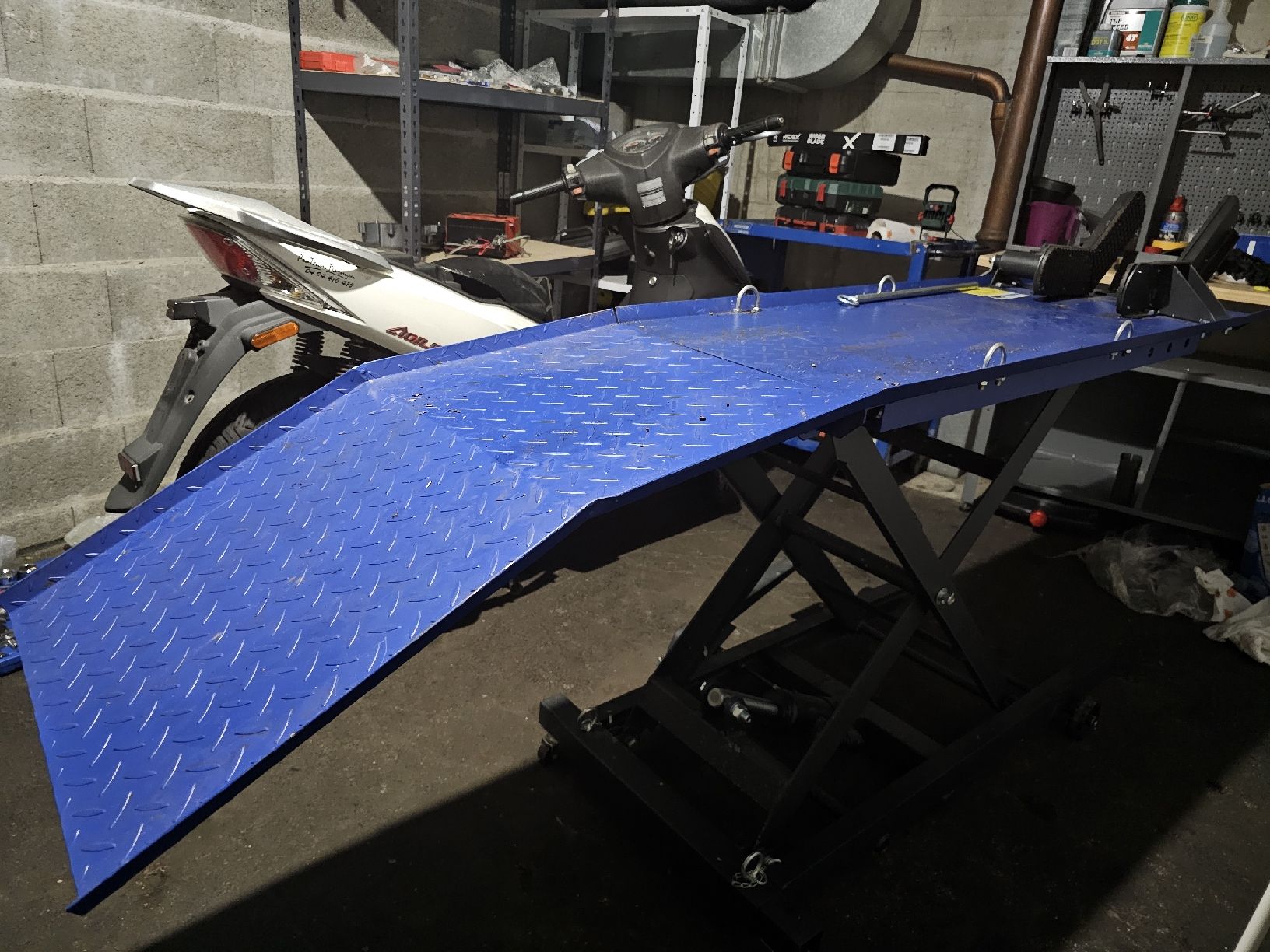 Hebebühnen: Table élévatrice / Lift / Cric pour Moto / Scooter – Gebraucht aus Morges von The_Sejo 1