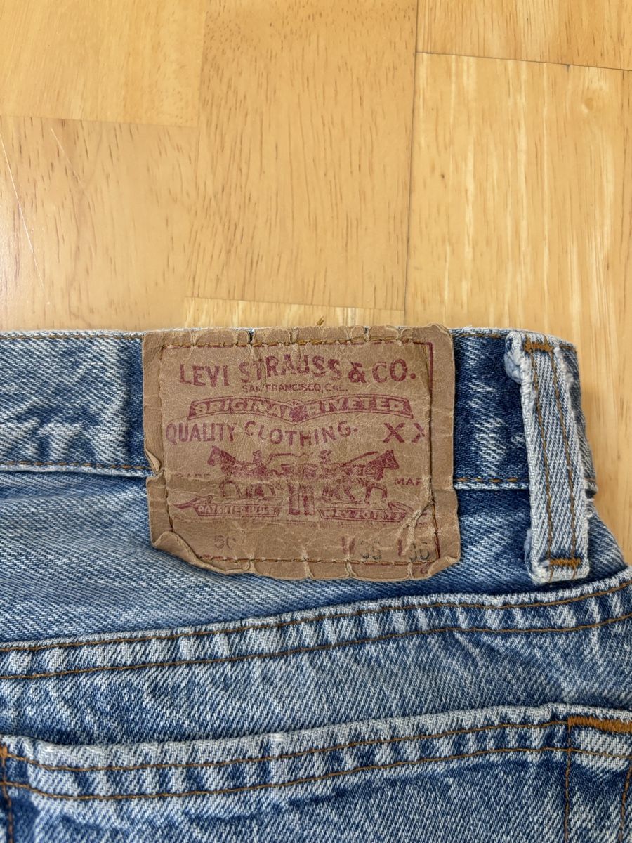 Jeans: 90s Levi’s 501s  – Usato da Wettingen venduto da Erik.A18 2