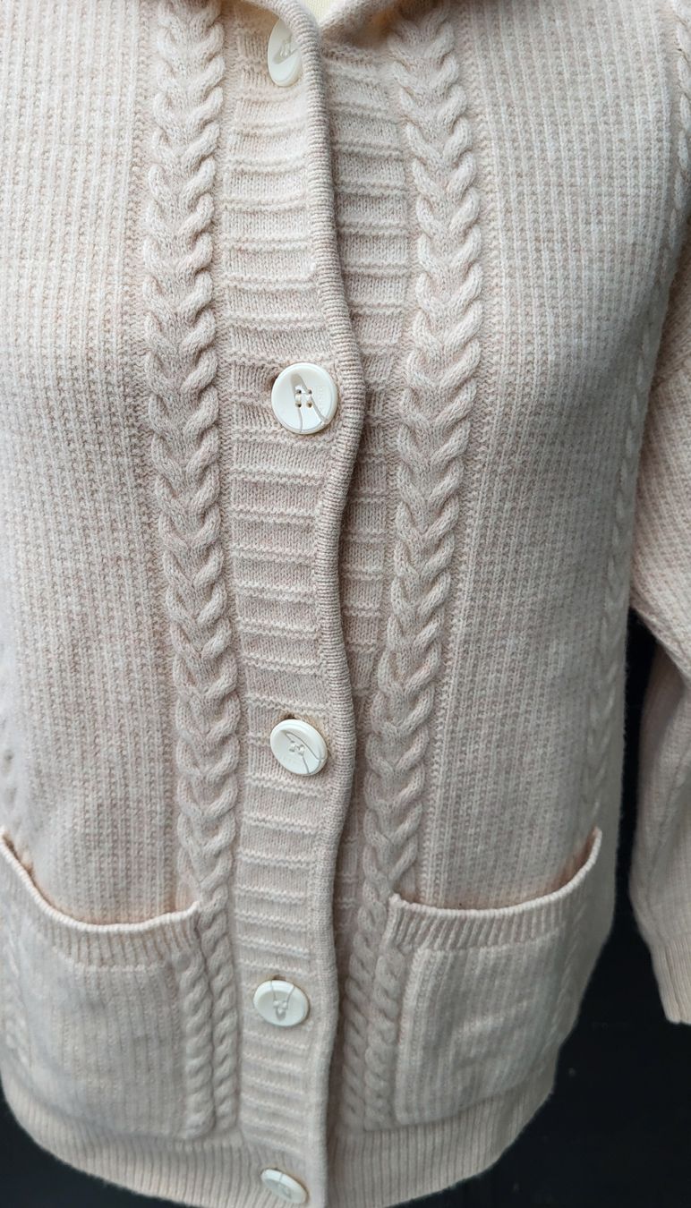 Pulls & Sweat-shirts: Cardigan chaud – Neuf avec emballage d'origine à Fribourg par VictoriaShop7 6