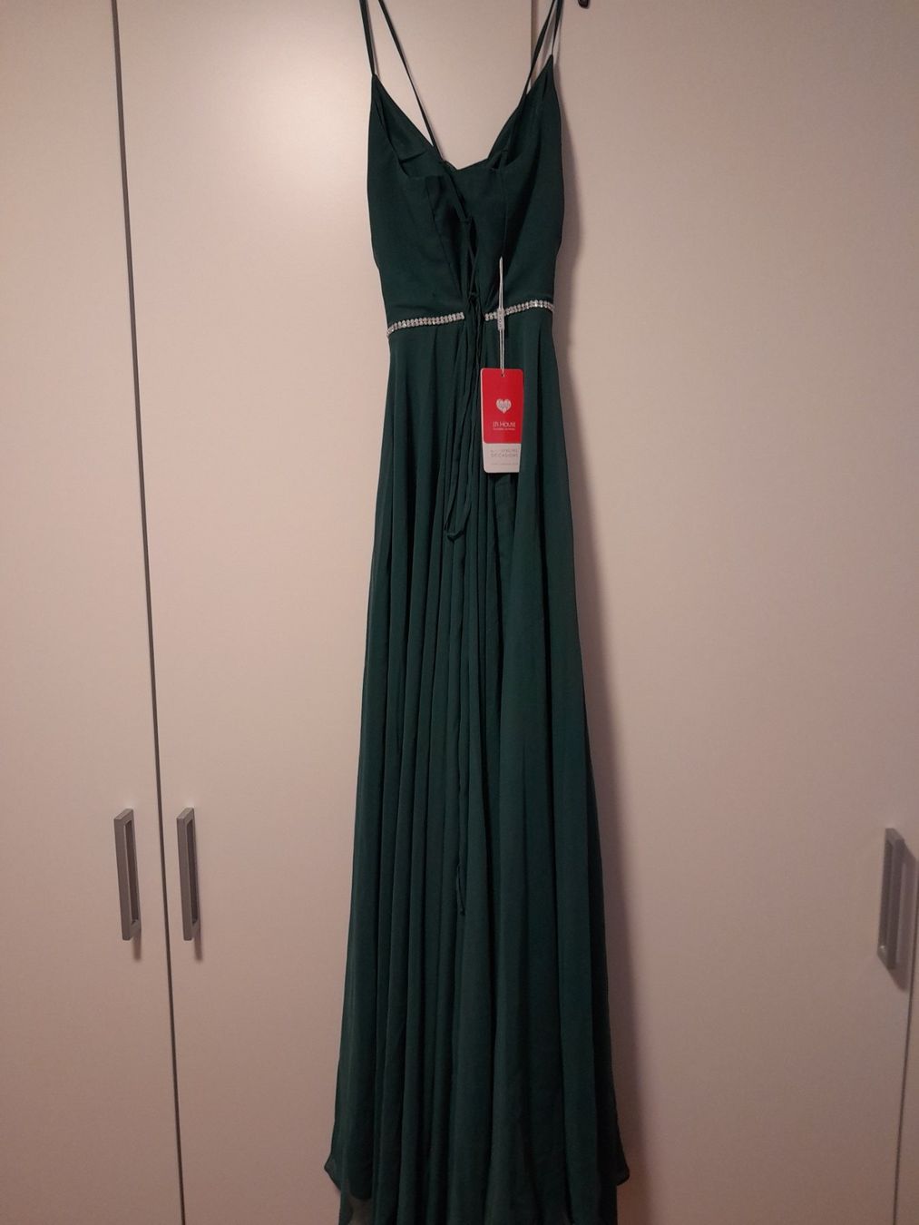 Robes: Abendkleid – Neuf avec emballage d'origine à Suhr par fah_95vt 1