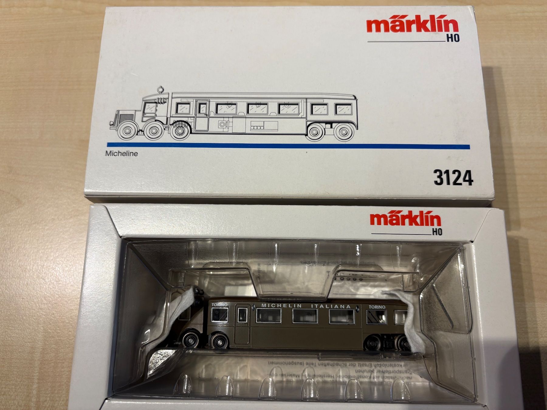Märklin Trains électriques: Maerklin 3124  Micheline – Neuf avec emballage d'origine à Corcelles Payerne par Pierre66 5