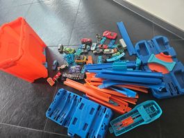 Hot Wheels Track Builder Power Boost Box plus Autöli