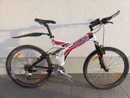 Mountainbike Specialized Rockhopper FSR weiss rot 26 Zoll.