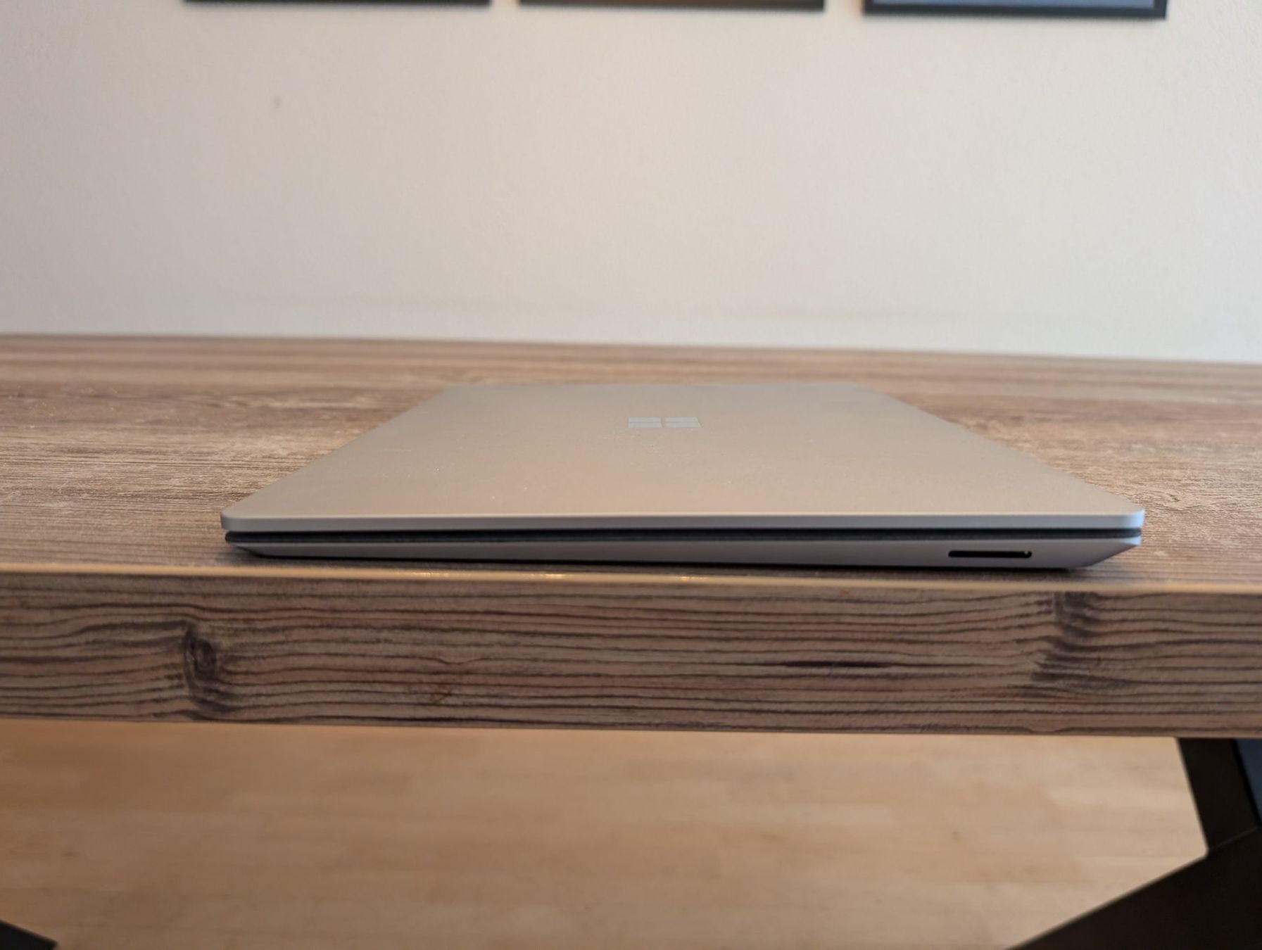 Microsoft Notebooks: MICROSOFT Surface Laptop 5 (13.5", Intel Core i5, 8GB RAM) – Gebraucht aus Mettmenstetten von  4