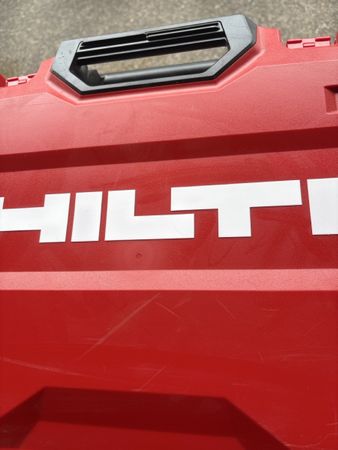 HILTi koffer rot