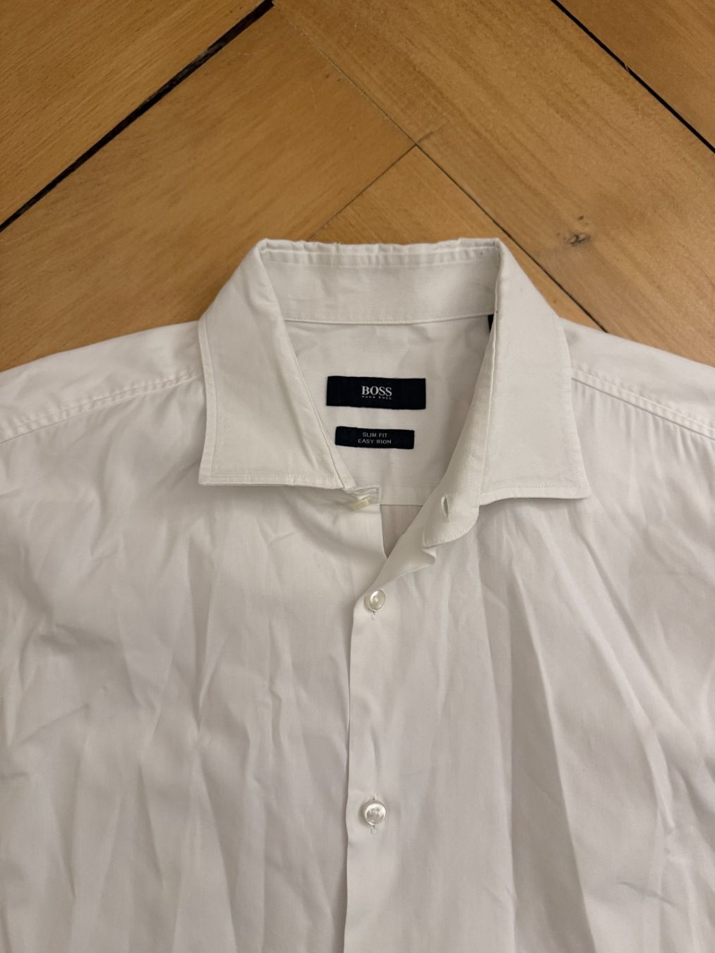 Hugo Boss Camicie: HUGO BOSS - Hemd weiss 40 (M) – Usato da Zürich venduto da Diazaio 1