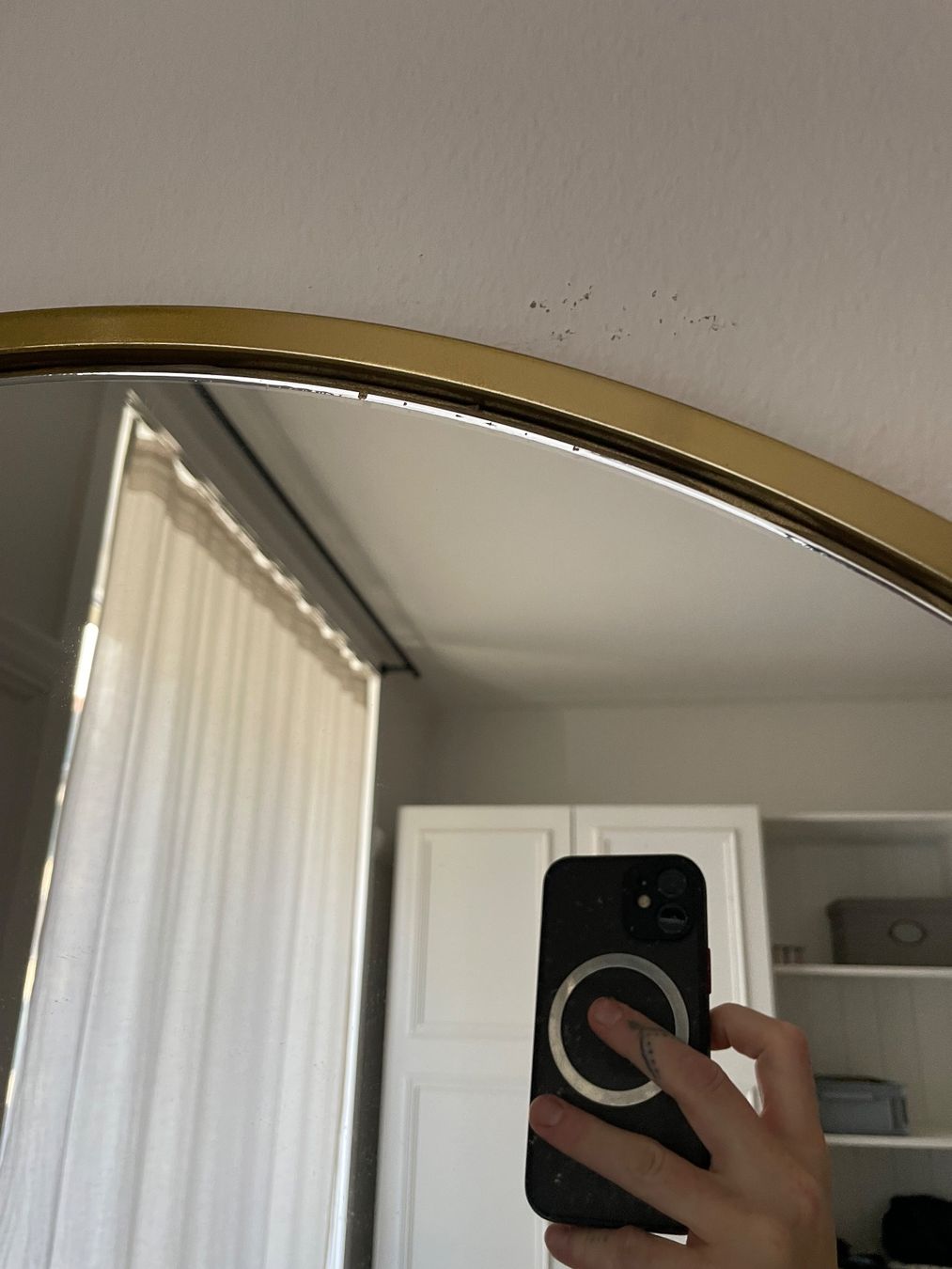 Maisons du monde Specchi: Grosser Goldiger Bogen Spiegel – Usato da Olten venduto da woofbee 1