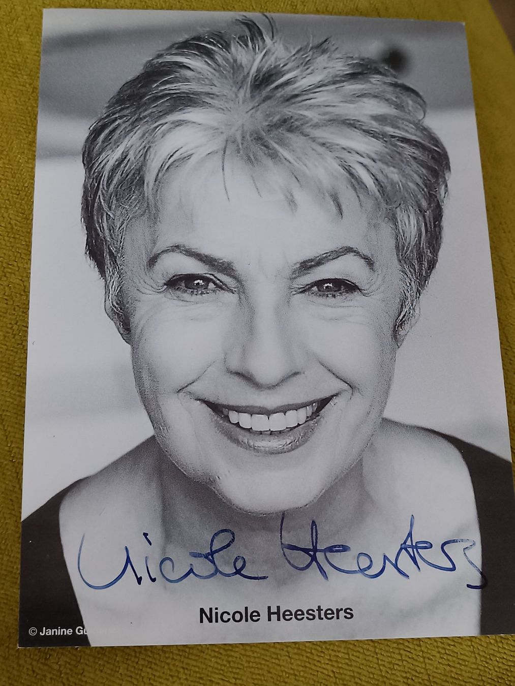 Autographes: Nicole Heesters - handsigniert – D'occasion à Menziken par Artographs