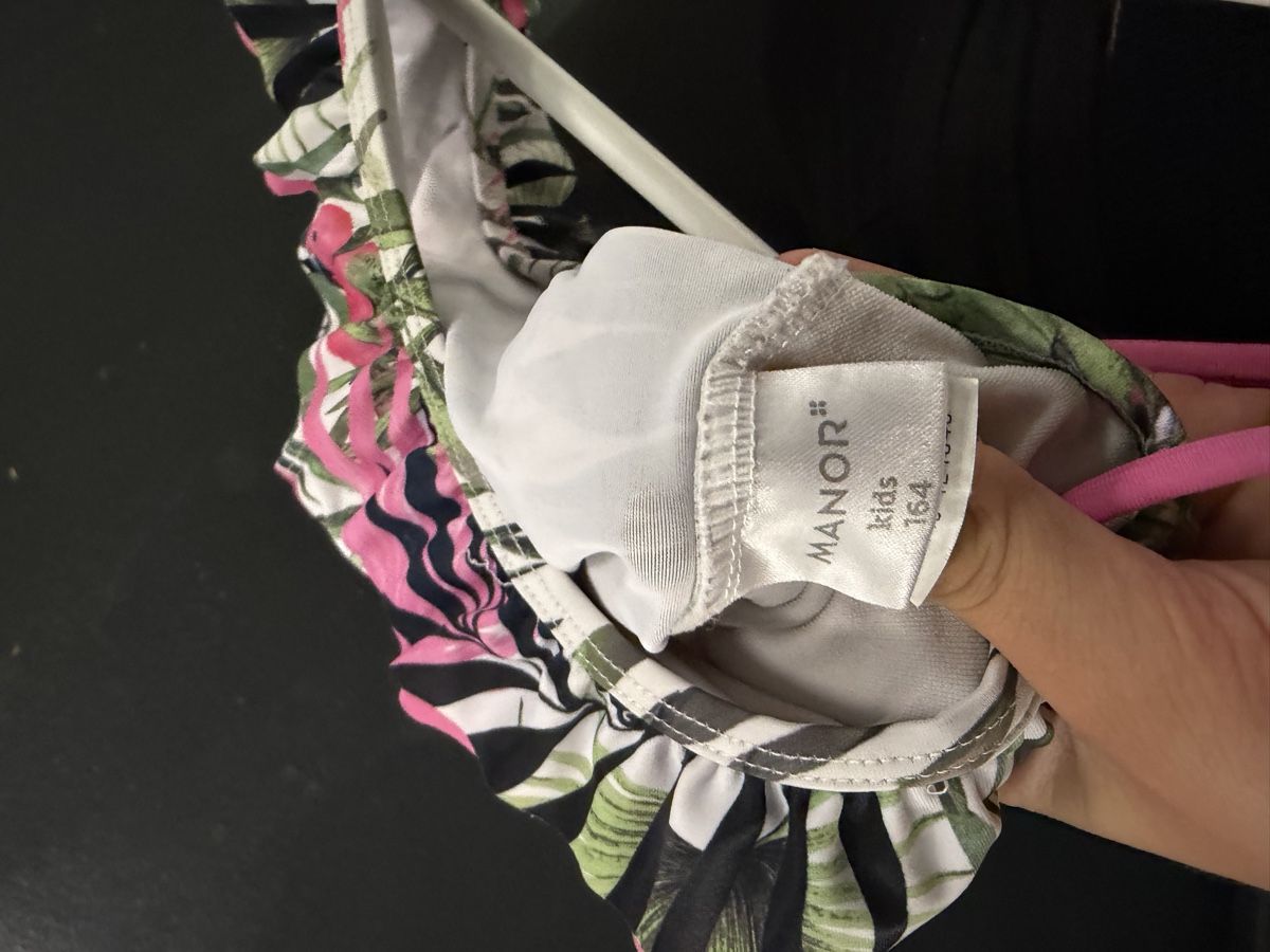 Manor Costumi da bagno & Bikini: Badeanzug Manor Kids  – Nuovo (secondo la descrizione) da Freienbach venduto da dan_9rjy 2