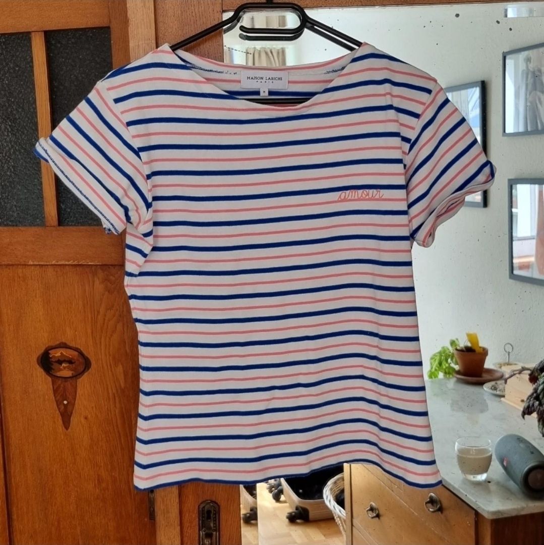 T-shirt: French Style T-Shirt – Usato da Zürich venduto da jul_l28v