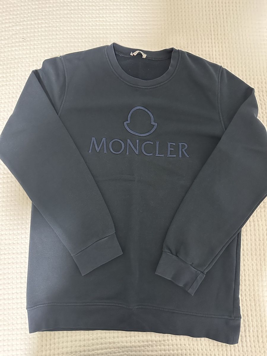 Moncler Pulls & Sweat-shirts: Moncler Pullover dunkelblau Grösse XL  – D'occasion à Oberurnen par nes_8xqt