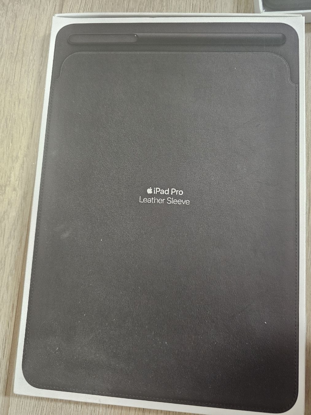 Apple Coques & Sacs: ipad Pro hülle 10.5 – Neuf (Voir description) à Winterthur par ahm_c2xp 1