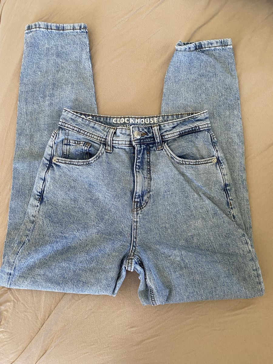 C&A Jeans: Jean Mom Clockhouse bleu clair taille 36 – Usato da Villars-sur-Glâne venduto da mel_6q5w 2