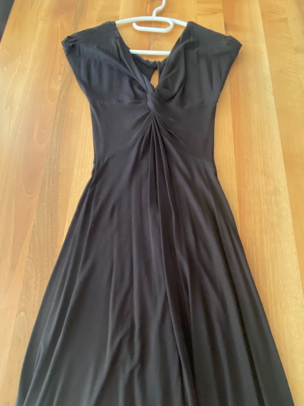 Kleider: Elegantes Sommerkleid, Grösse S – Gebraucht aus Eschenbach LU von beer05