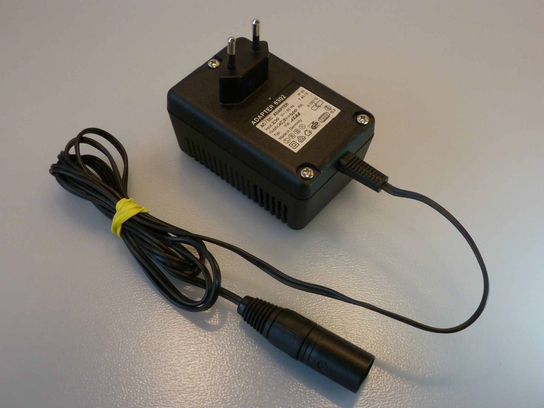 Fotocamera: Anton Bauer 13 Volt Video Gürtel-Beleuchtung Kit – Usato da Gwatt (Thun) venduto da Nocturnal_99 6