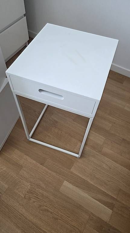 Ikea Comodini: Gratis Weisser Nachttisch – Usato da St. Gallen venduto da ann_l2wv 2