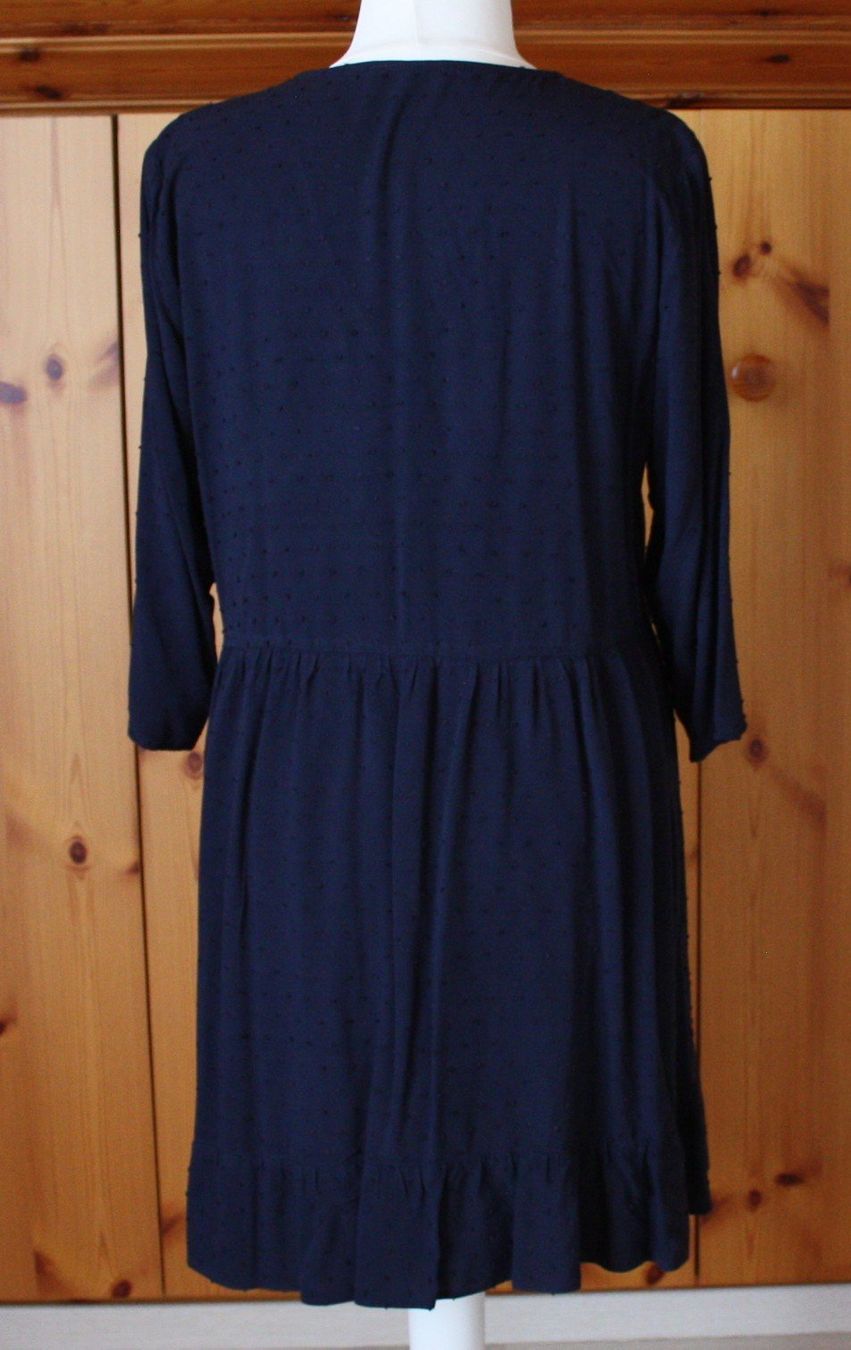 Vestiti: Kleid Langarm  blau Gr. XL – Usato da Flüelen venduto da Diversicum-Curvy 6