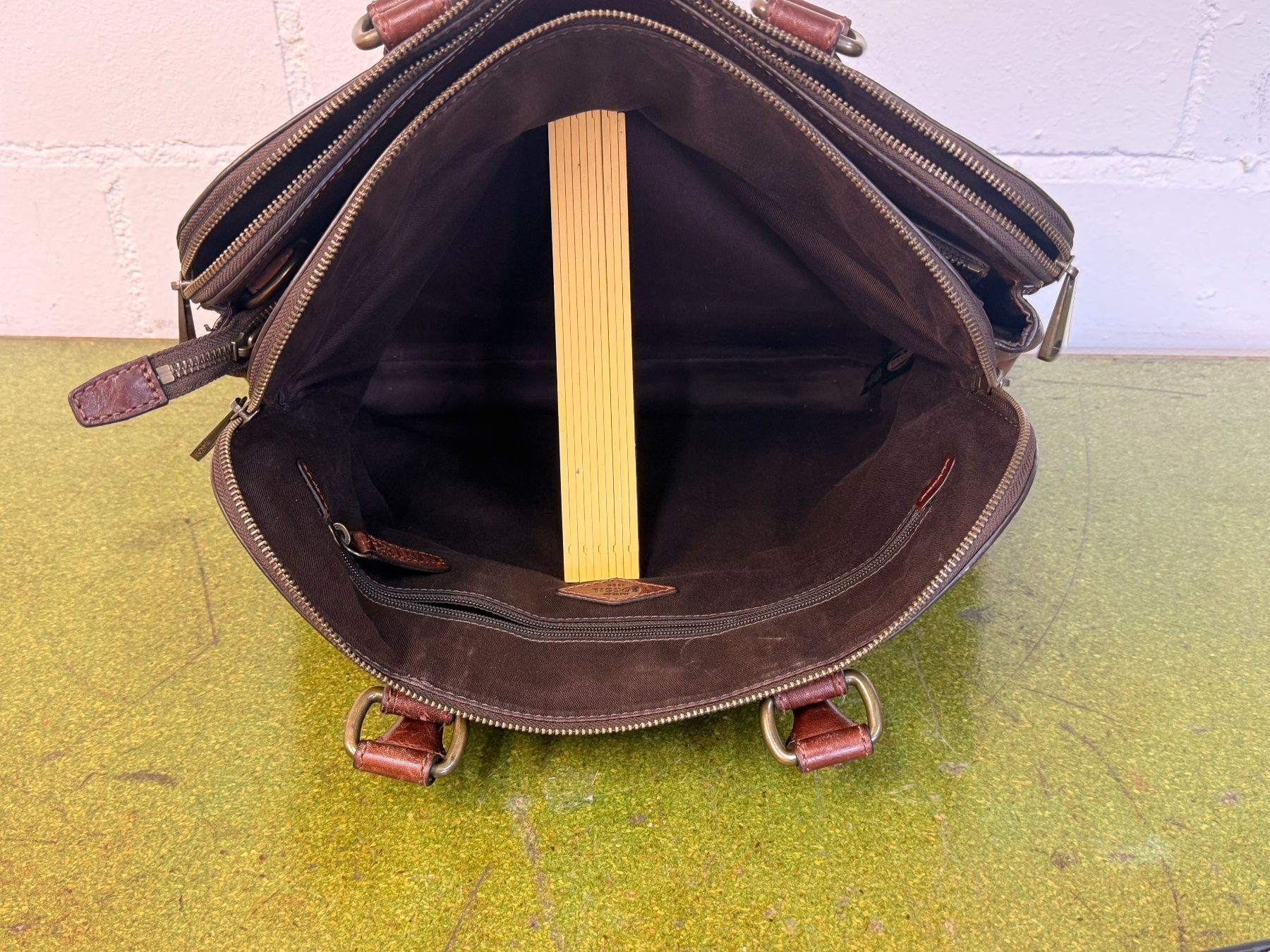 Fossil Sacs: Fossil Ledertasche – D'occasion à Bättwil par par_y2n9 7