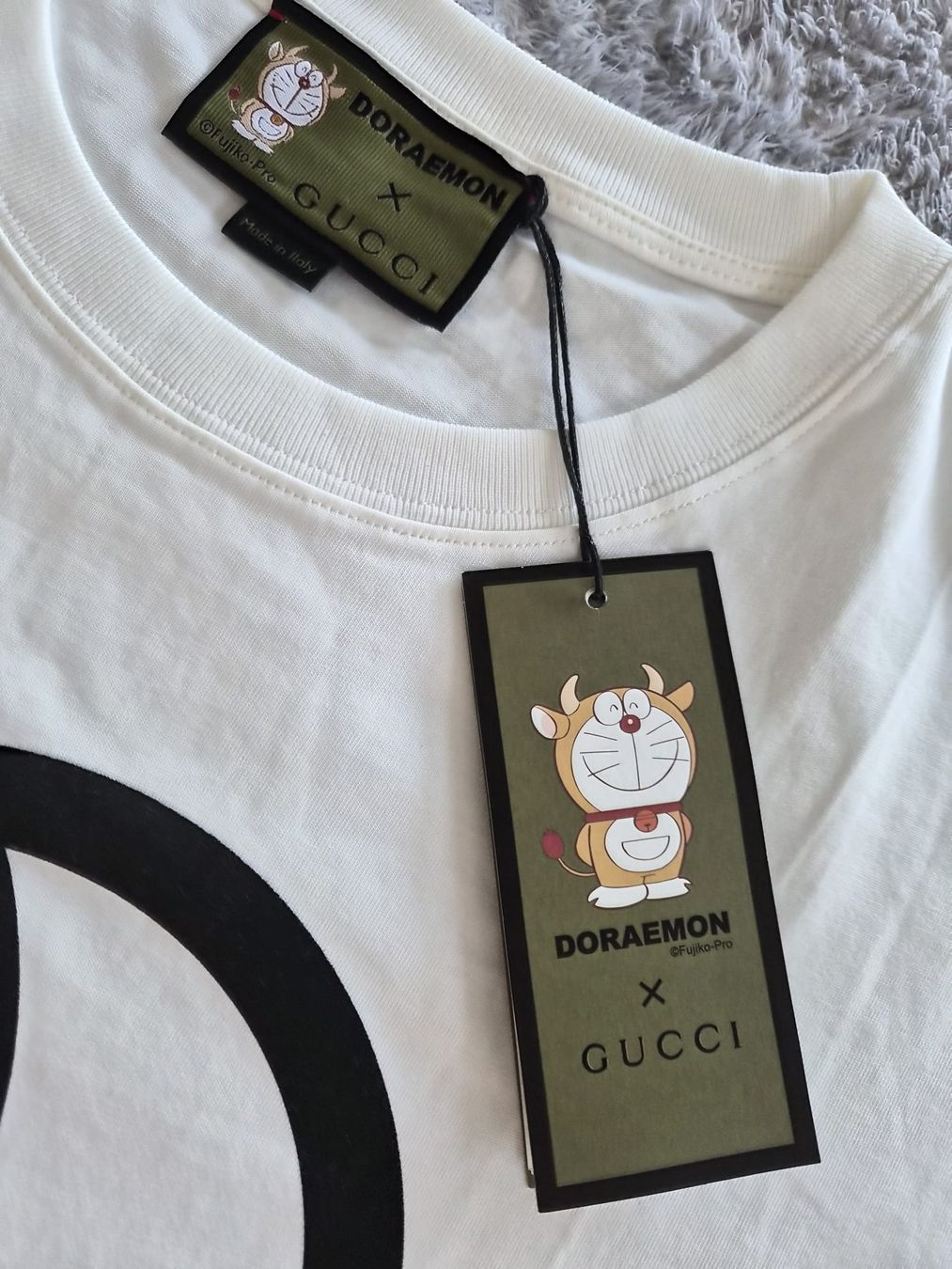 Gucci T-shirt: Gucci x Doraemon T-Shirt. Size Medium. – Nuovo e nell'imballaggio originale da Immensee venduto da jan_9rzs 1