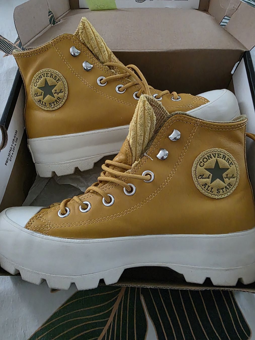 Converse Scarpe da donna: Converse Schuhe GR.38/ 24.5 – Usato da Itingen venduto da bea_bxv5 1