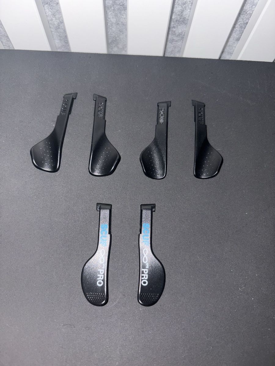 Controller: SCUF Gaming Ps4 Controller mit Zubehör  – Gebraucht aus Andelfingen von Hauswurzn 1