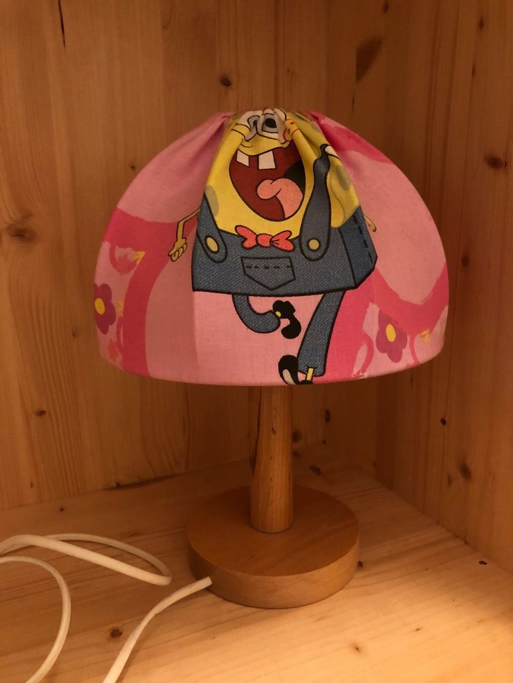 Lampade: Nachttisch-Lampe "SpongeBob Schwammkopf" – Usato da Buchs SG venduto da Handyman77 5