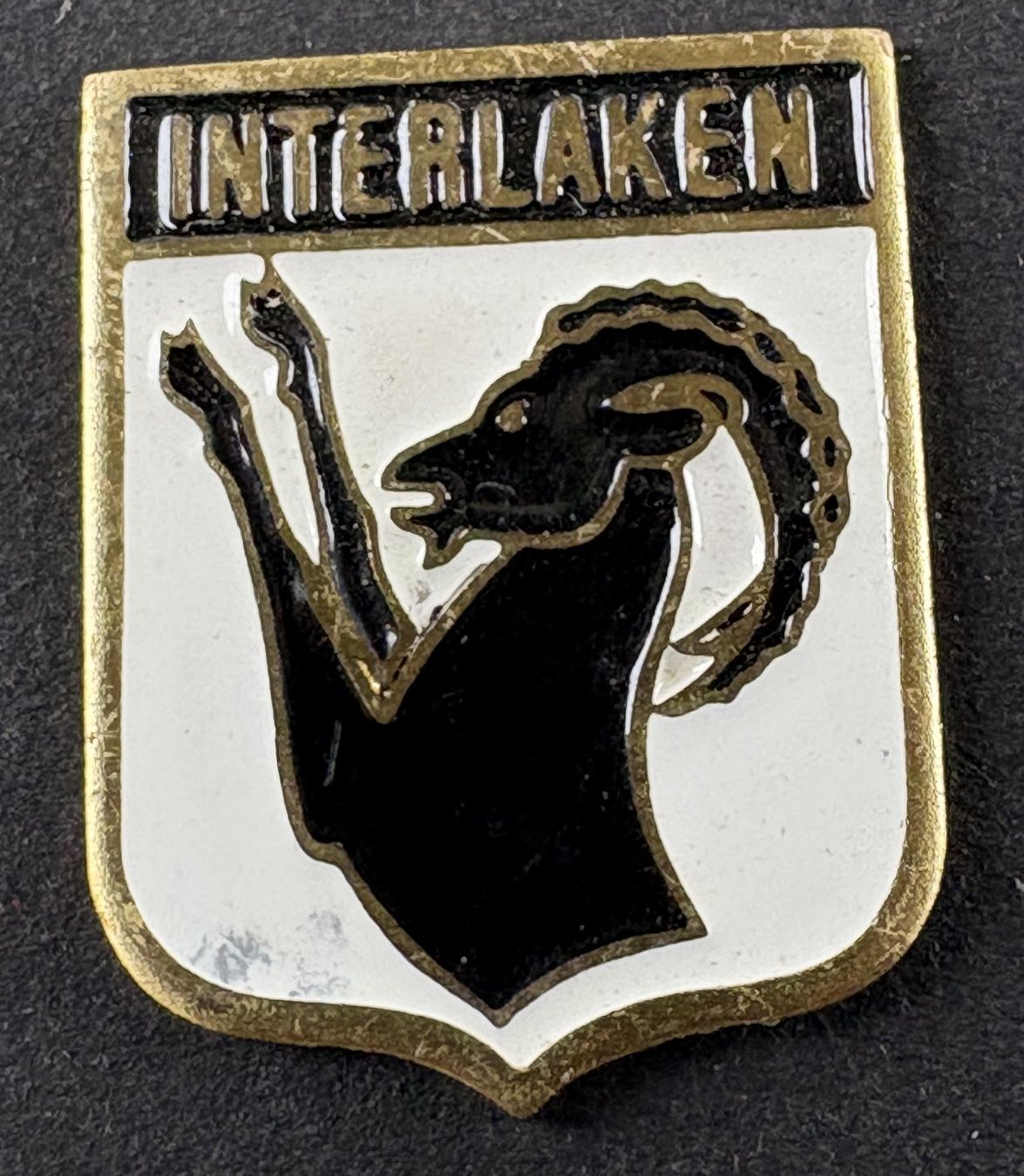 Placchette & Badge: VINTAGE PLAKETTE INTERLAKEN – Usato da Ostermundigen venduto da wini63