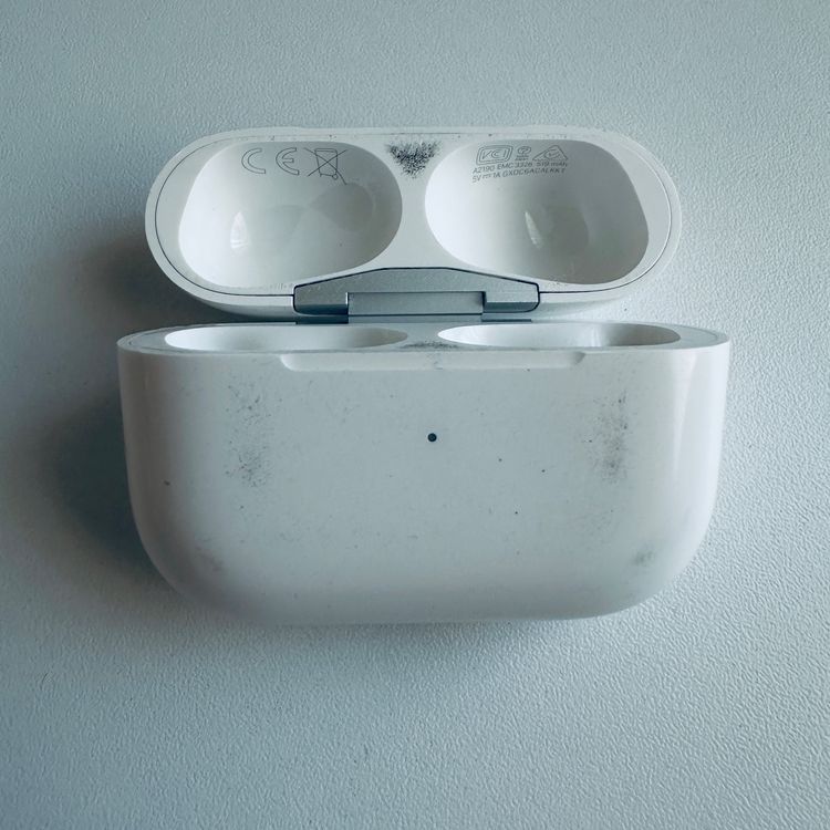 Apple Kopfhörer: Original Apple AirPods Pro 1 Gen. Wireless Lightning C Kabel – Gebraucht aus Basel von MY.AIRPODS.SHOP 2
