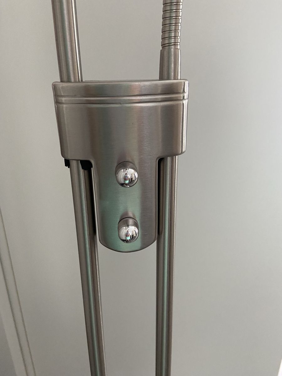 Lampade: Stehlampe Edelstahl  – Usato da Glattfelden venduto da Gid0 6