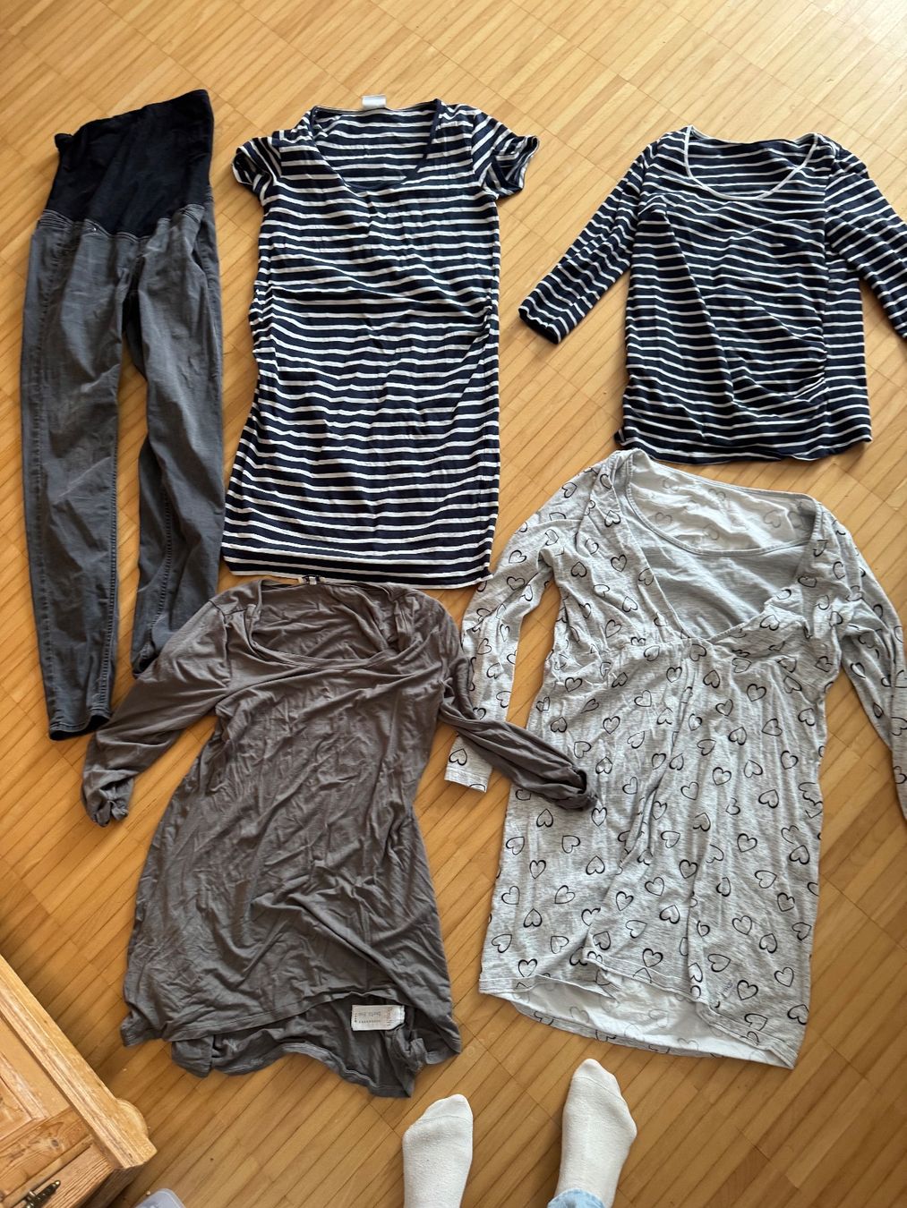 Lots de vêtements: Umstandsmode – D'occasion à Aarau par belpin 1